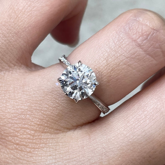 IGI lab diamond 2.5ct round four-prong underhalo twist pave ring