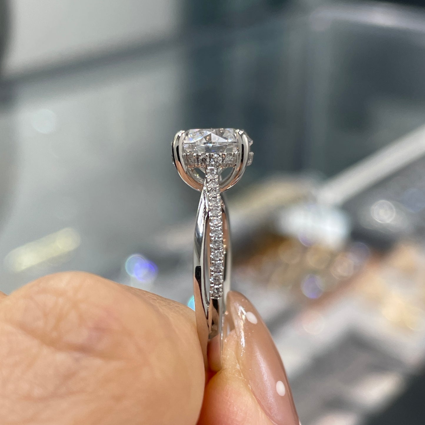 IGI lab diamond Round 2ct four-prong underhalo criss cross diamond band ring