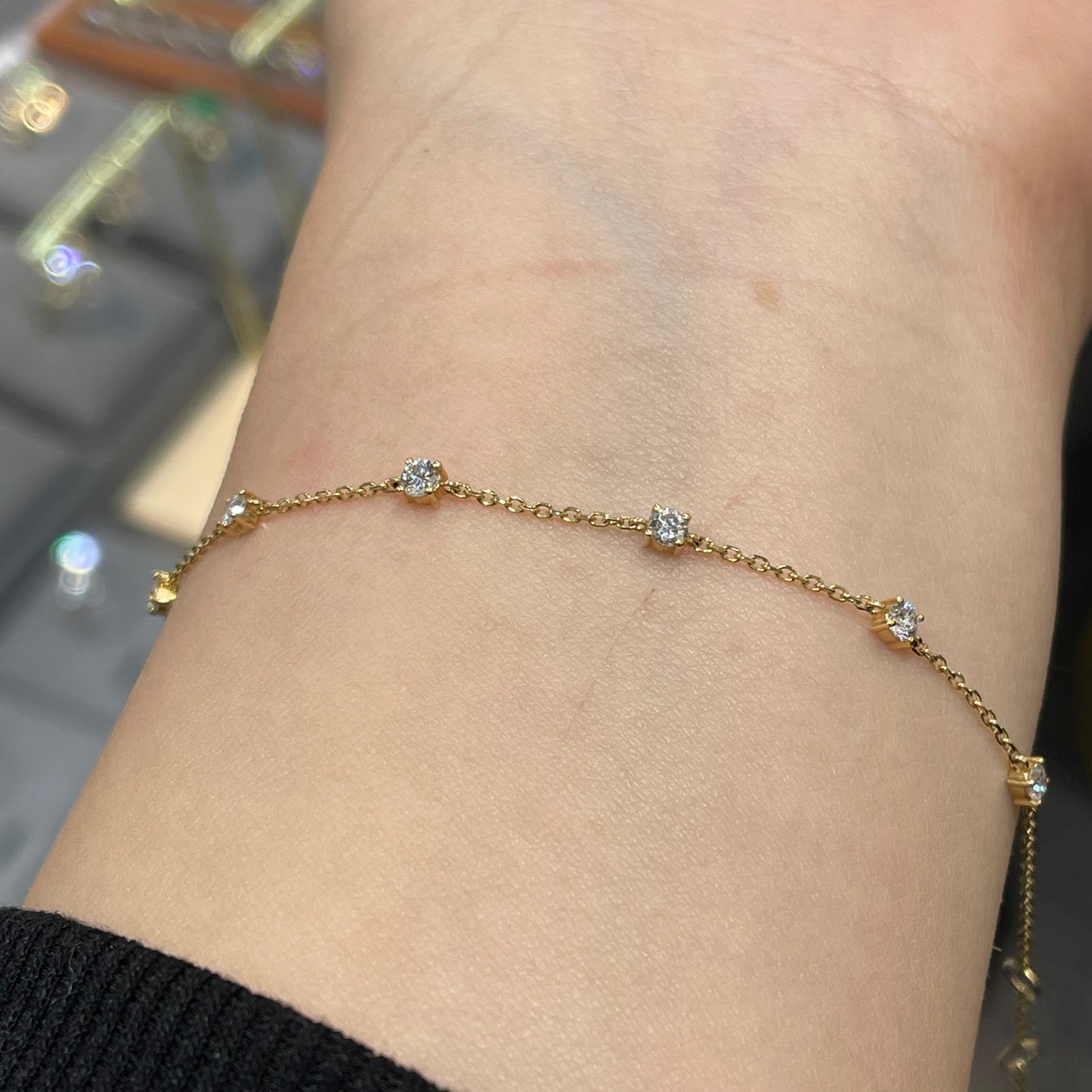 9k Lab diamond round 0.18ct six stone bracelet
