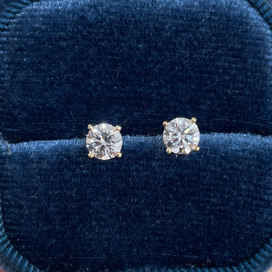 Lab diamond round 0.8ct four-prong v set stud earrings-pair