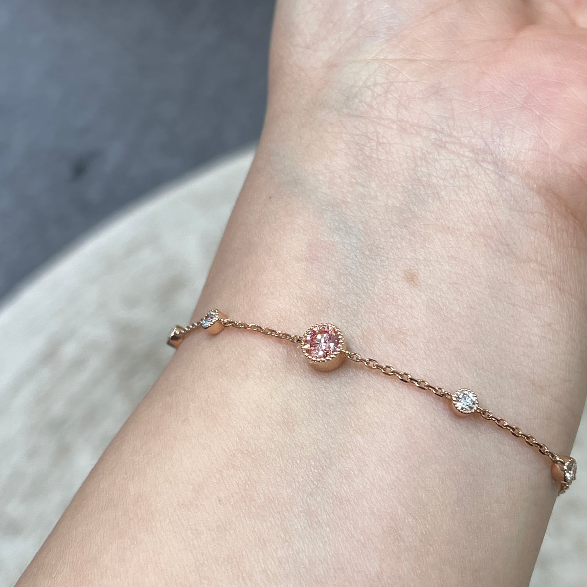 Lab pink diamond round 0.5ct with round milgrain bezel bracelet