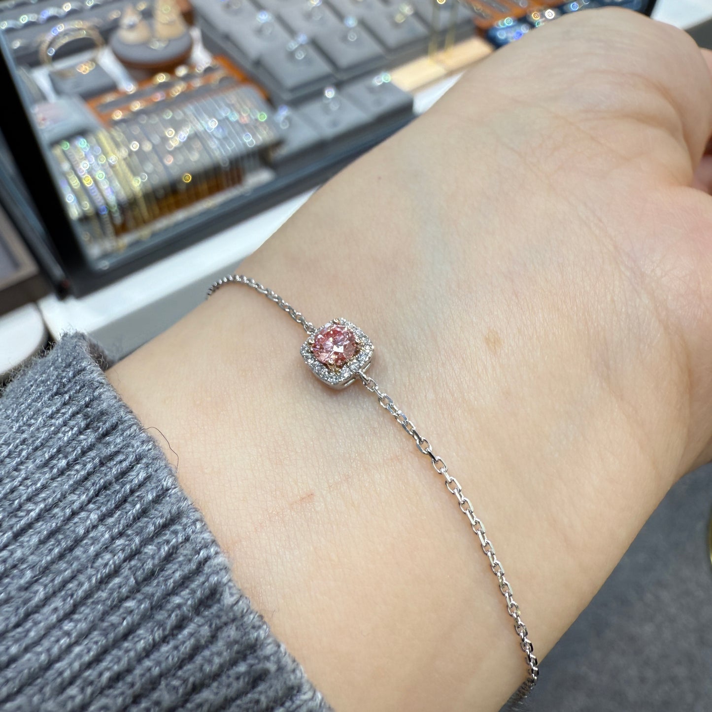 Lab pink diamond round 0.25ct halo bracelet