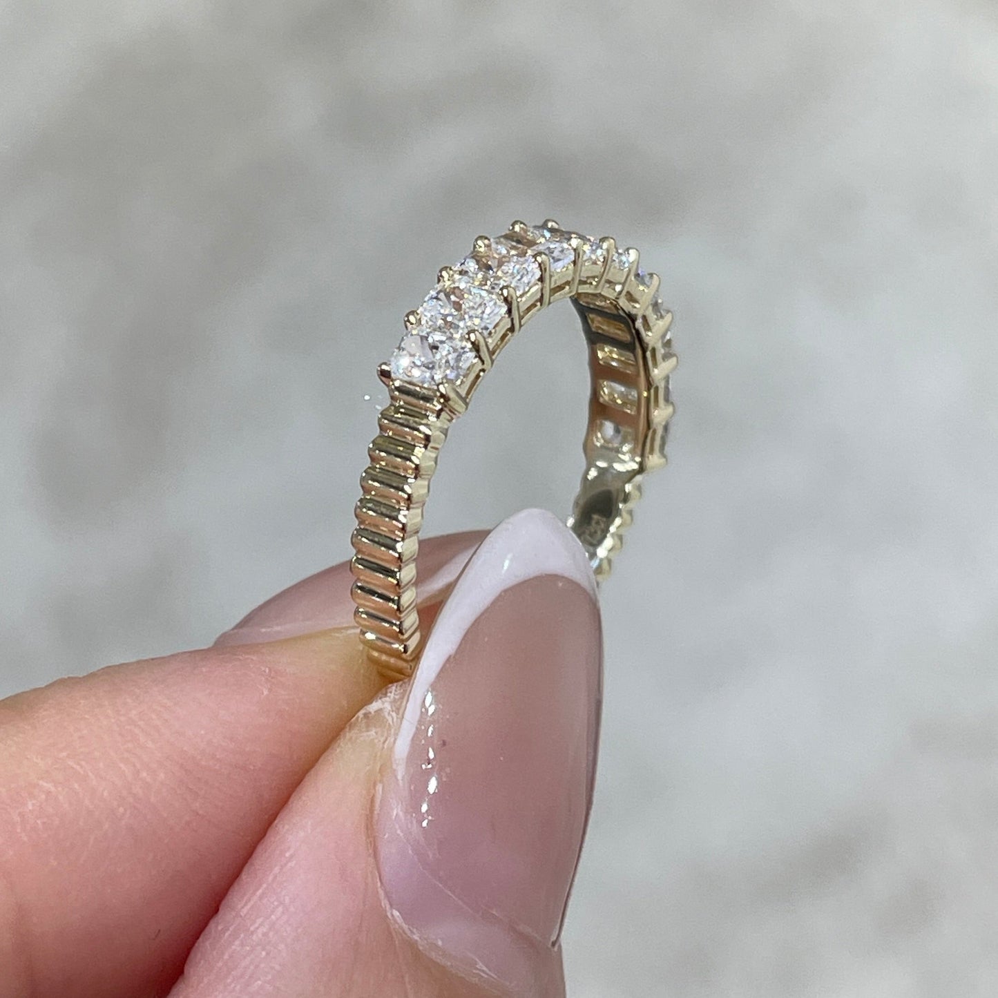 9k Lab diamond Radiant cut 1.1ct half eternity straight vertical line band ring