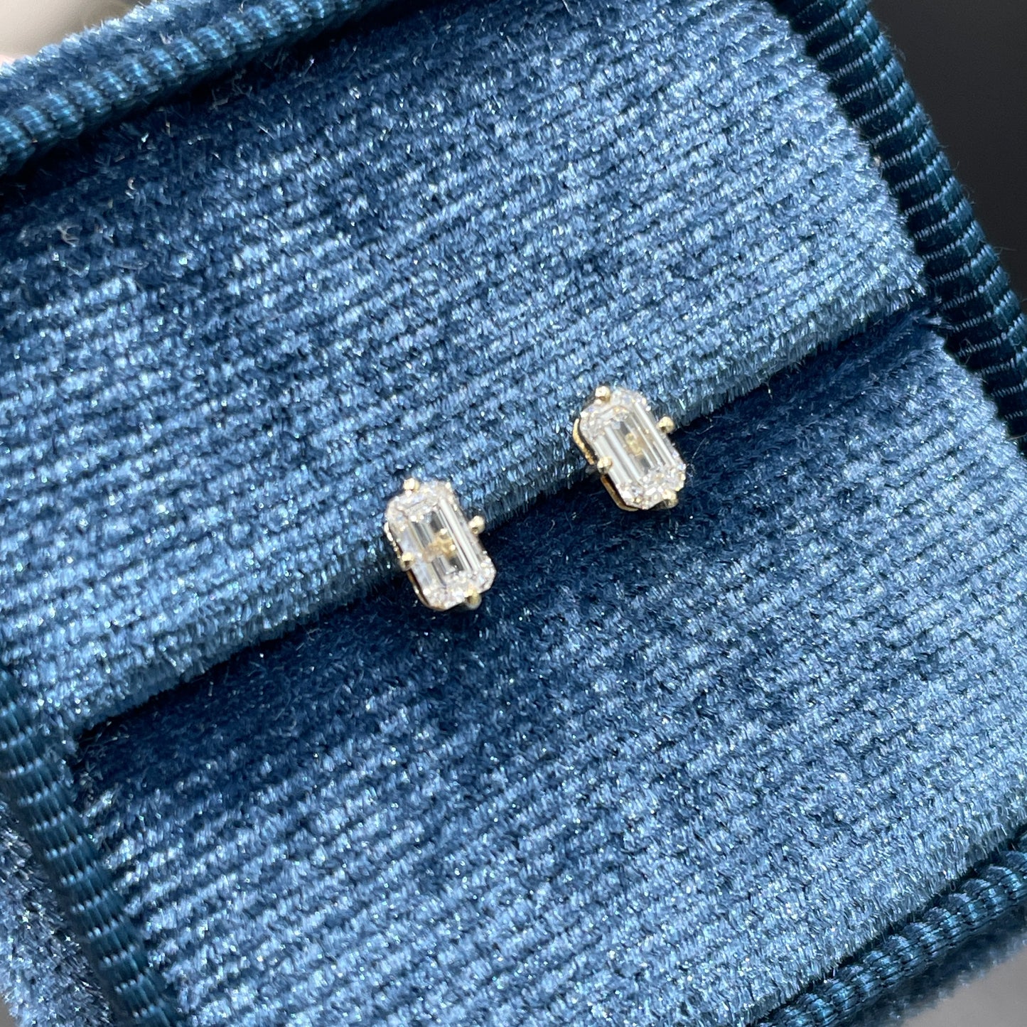 Lab Diamond emerald cut 0.4ct four-prong compass stud earrings-pair