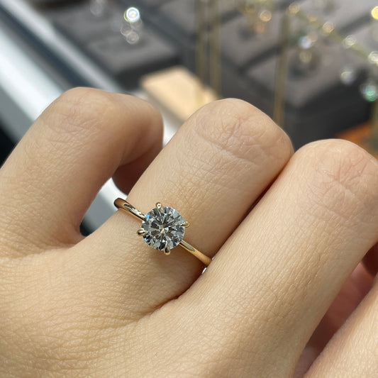 IGI lab diamond round 1ct four-prong ring