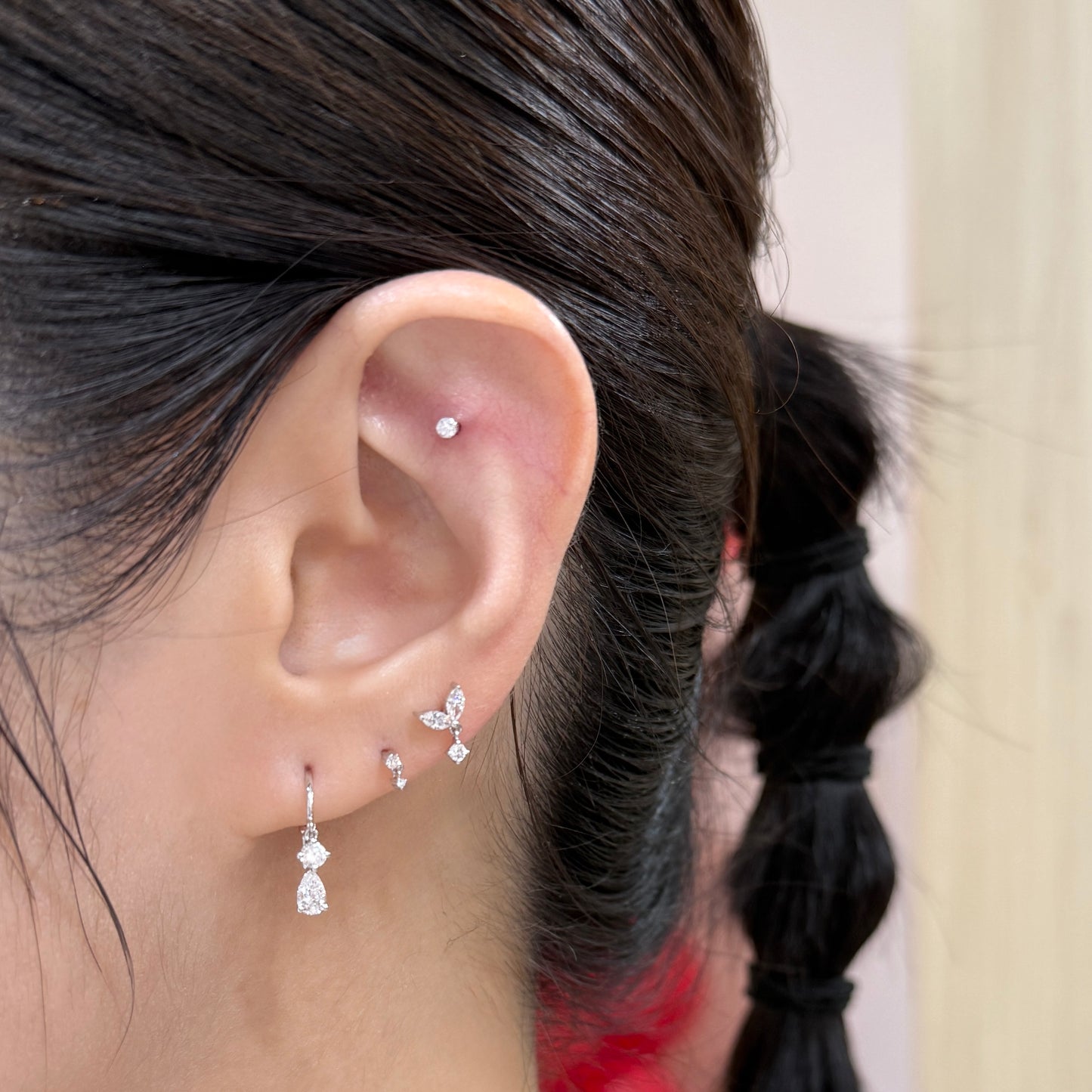 Lab diamond Pear and round 0.3ct 8mm swing hoop earring-each
