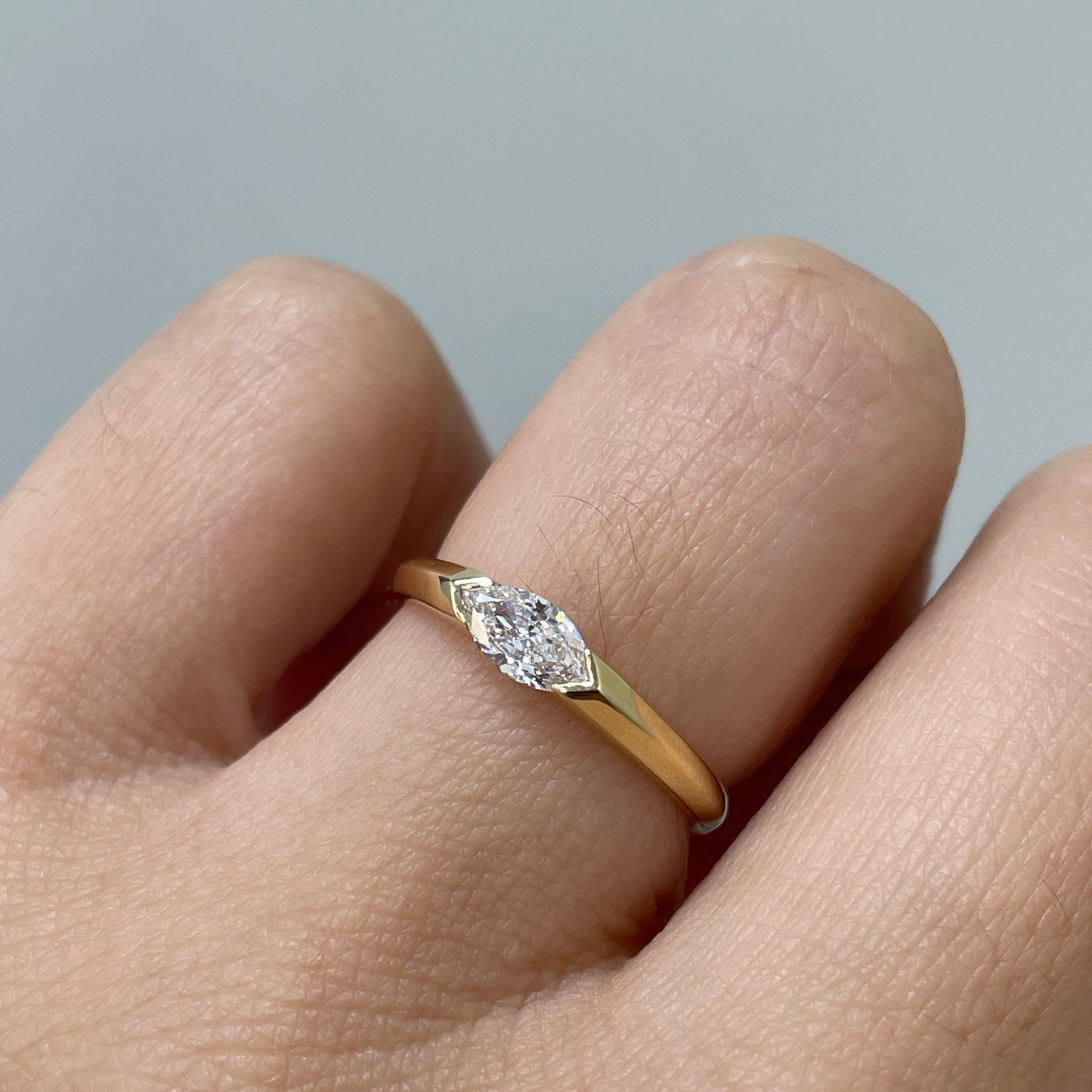 Lab diamond marquise 0.3ct east west horizontal ring