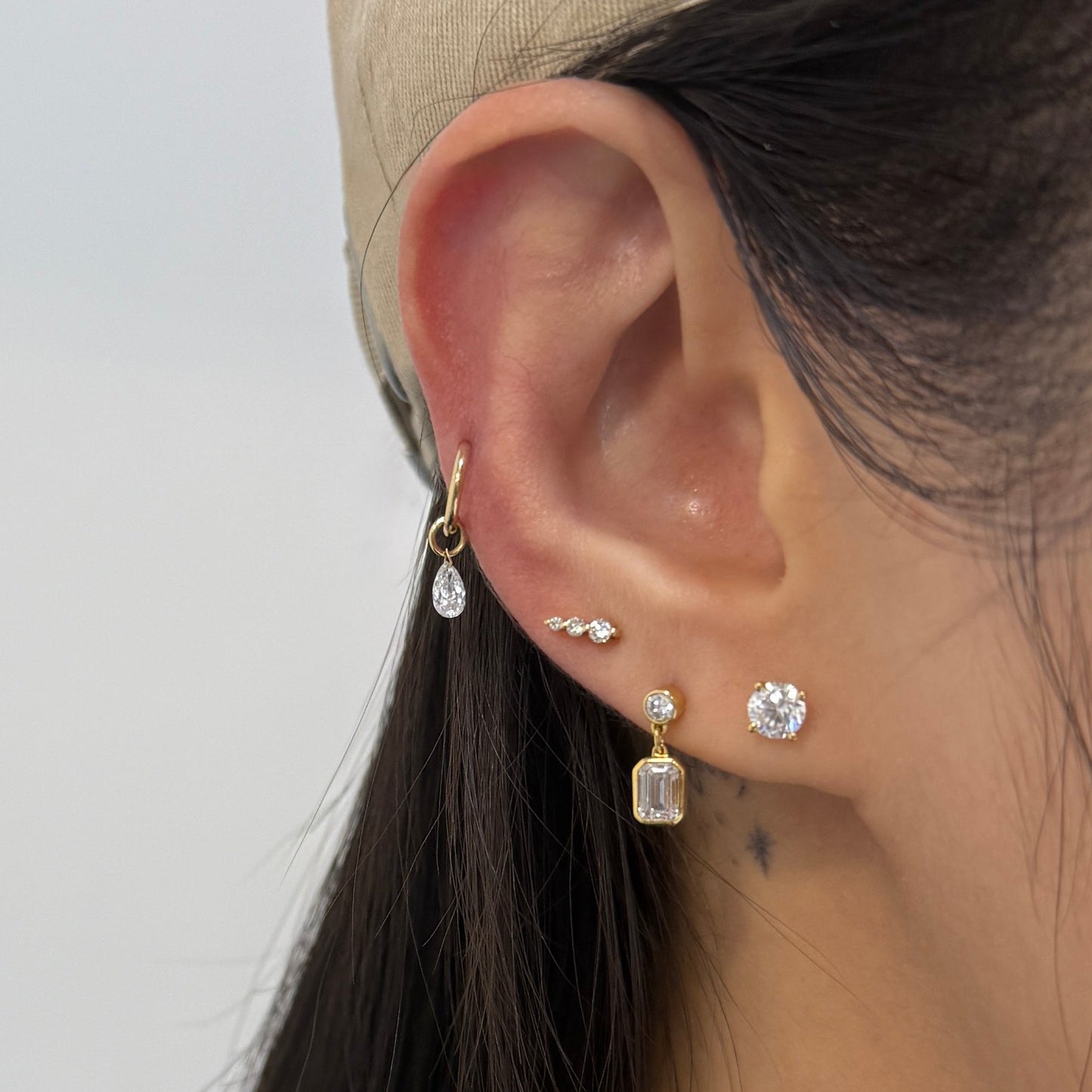 18k Infinity 6mm hoop earring - each