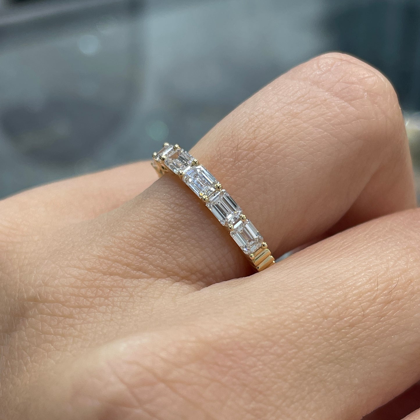 Lab diamond emerald cut 1.2ct horizontal half eternity straight vertical line band ring