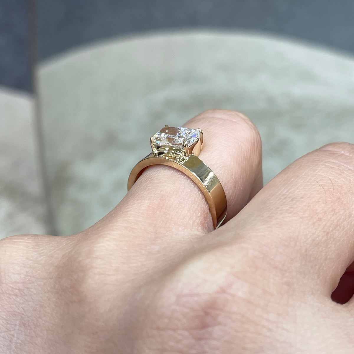 IGI Lab diamond long cushion shape 1.5ct four-prong horizontal top setting thick flat band ring
