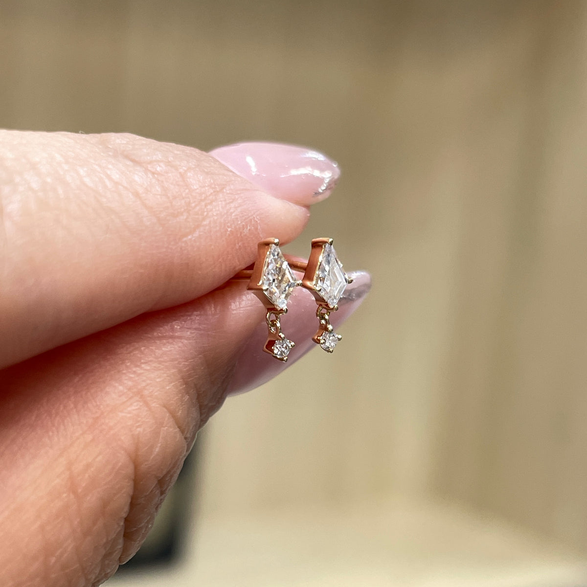 Lab diamond kite and round 0.165ct swing stud earring - each