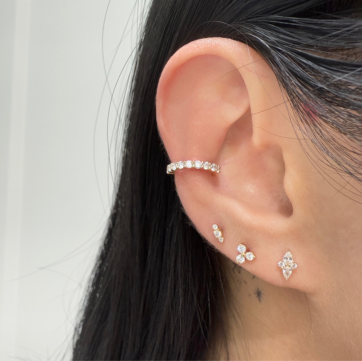 lab diamond round 0.1ct three leaf stud earring-each