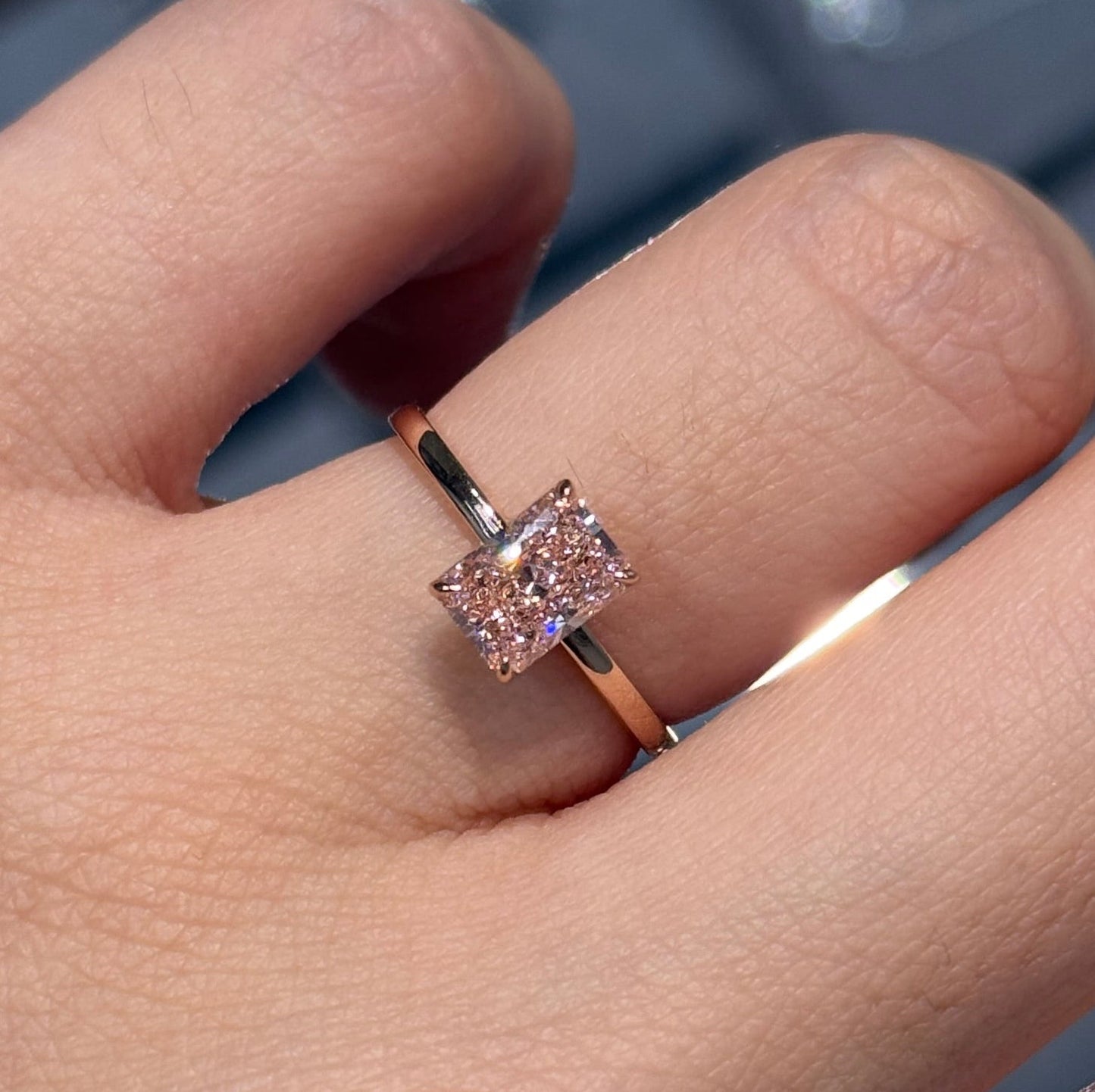 IGI lab pink diamond Radiant cut 1ct four-prong ring