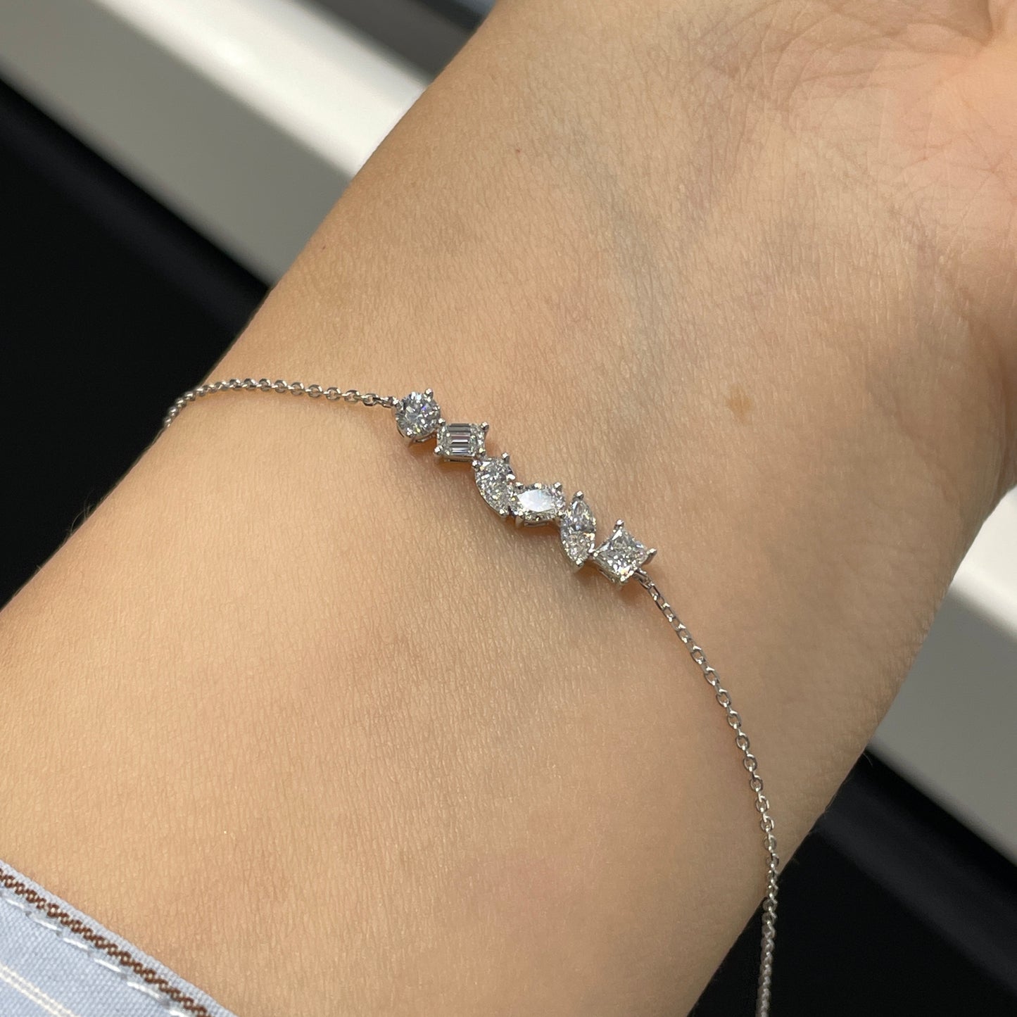 Lab diamond fancy mix 0.6ct irregular bar bracelet