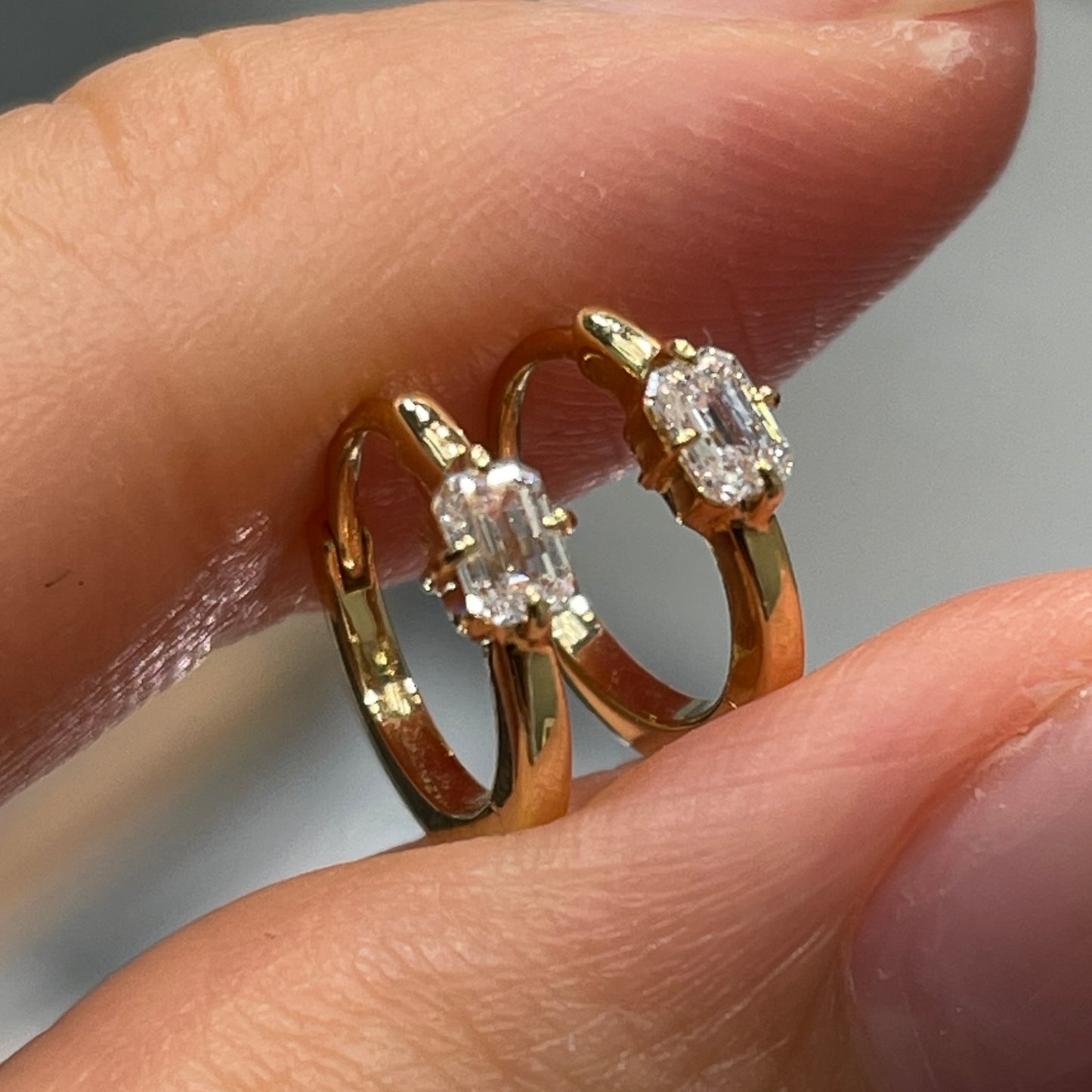 Lab diamond emerald cut 0.1ct 8mm hoop earring-each