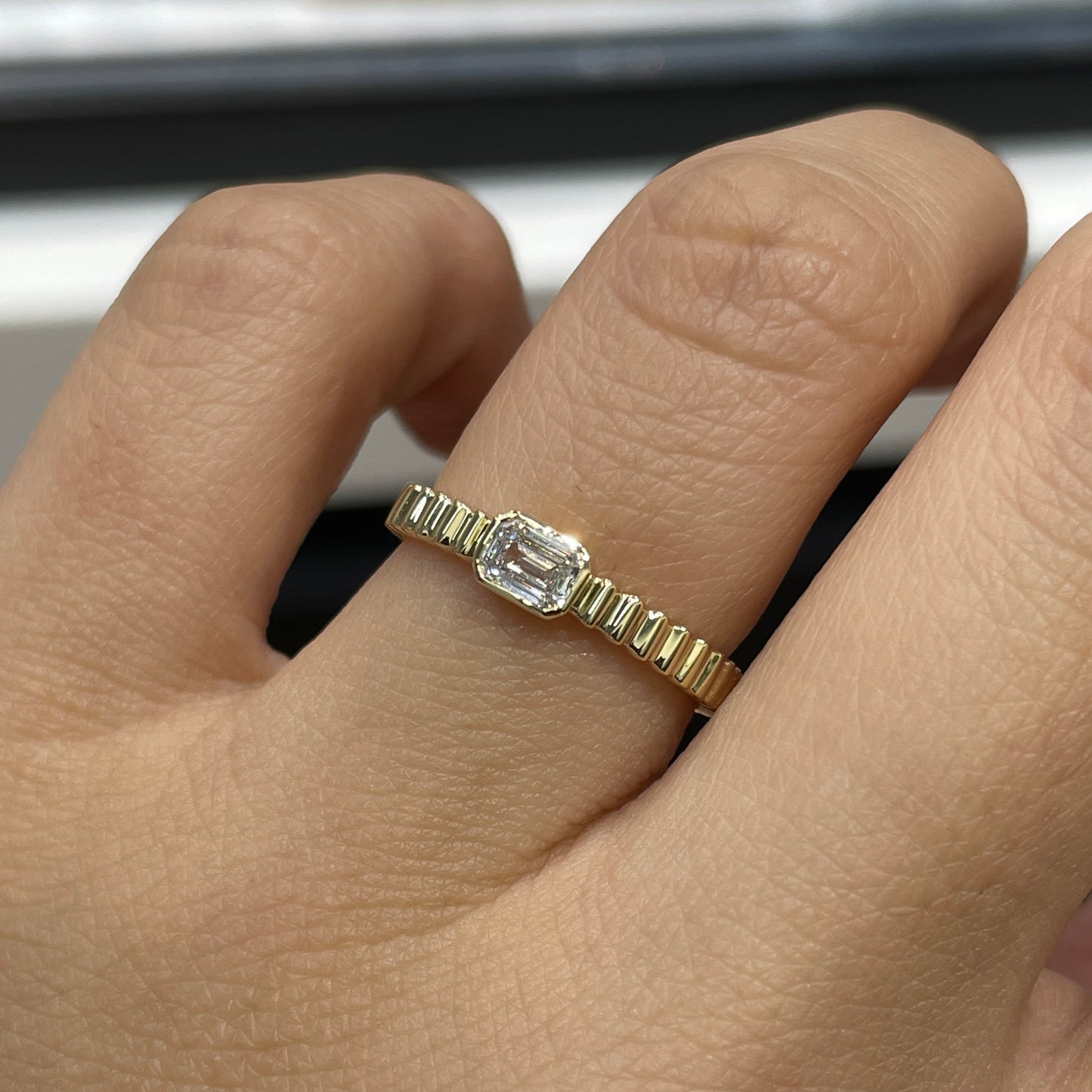 Lab diamond Emerald cut 0.3ct horizontal bezel set with vertical line band ring