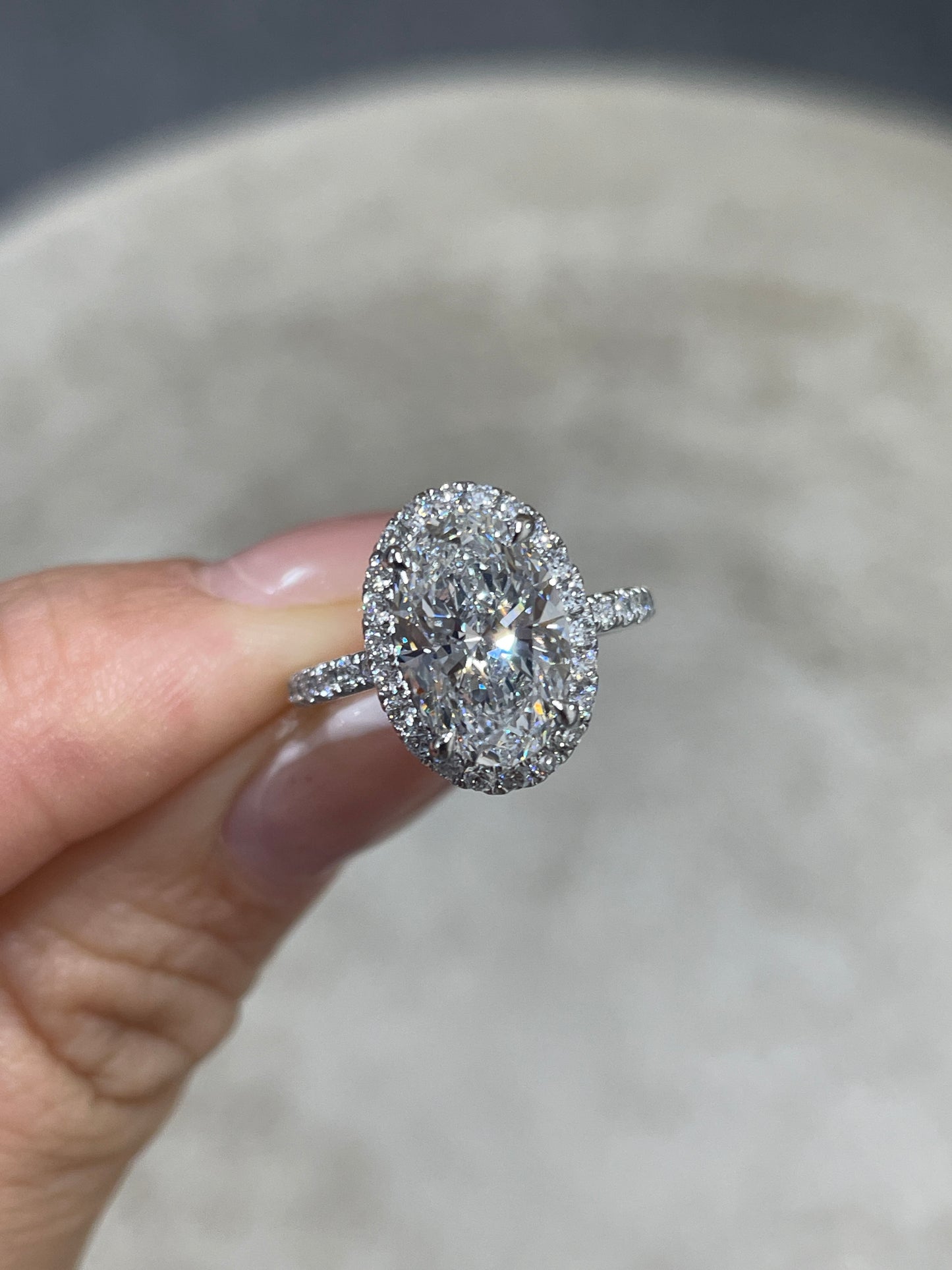 IGI Lab diamond Oval shape 2.5ct halo full pave ring