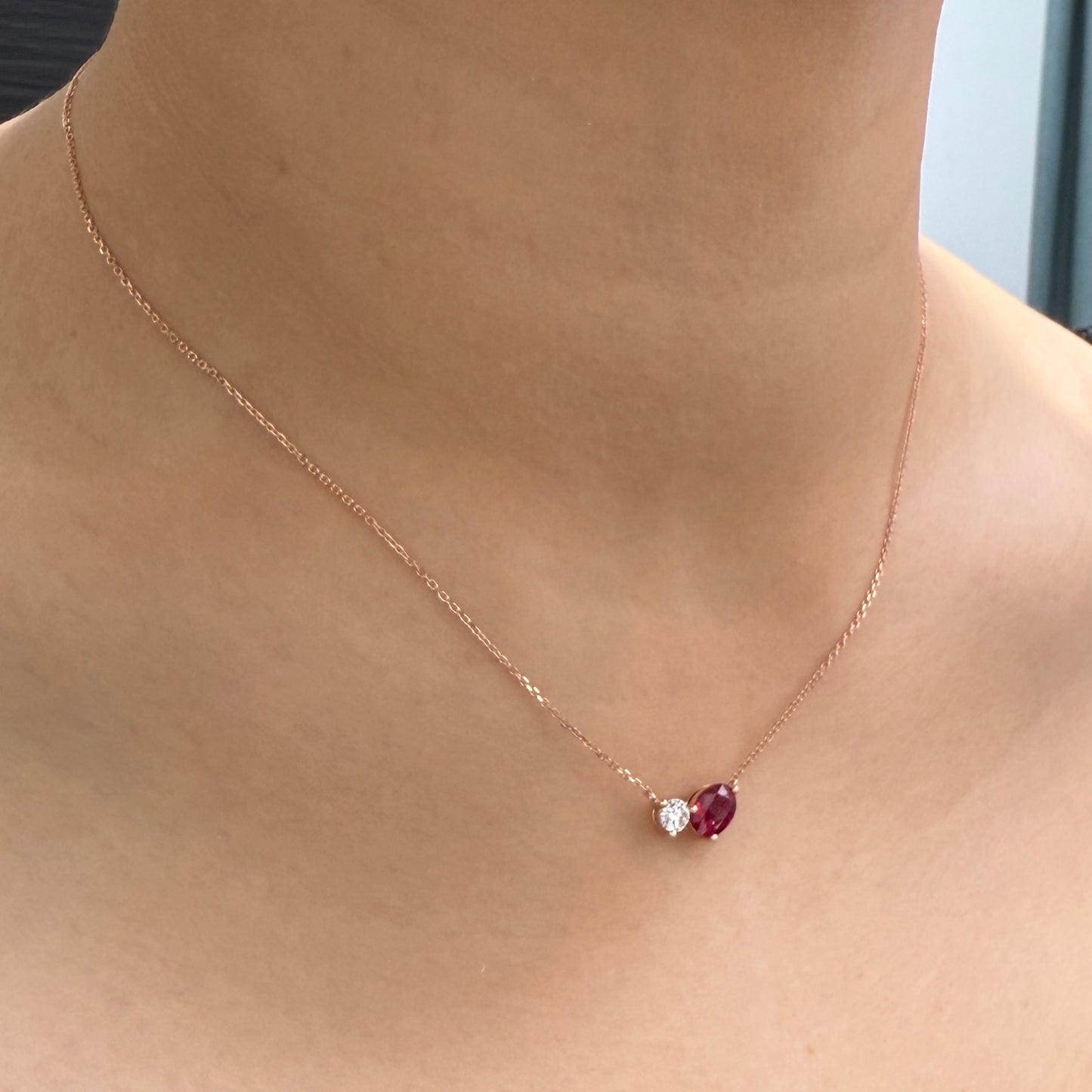 Lab ruby Oval shape 0.9ct with diamond round 0.2ct Toi et moi necklace