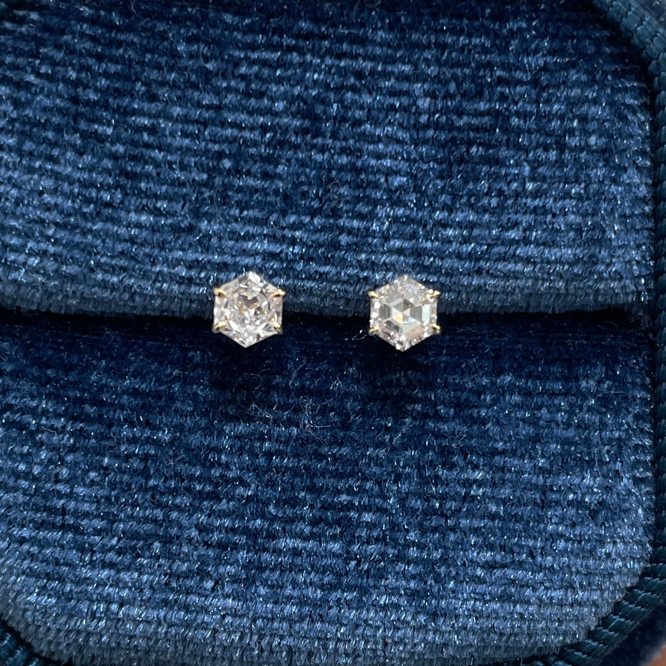 Lab diamond Hexagon cut 0.4ct stud earrings-pair