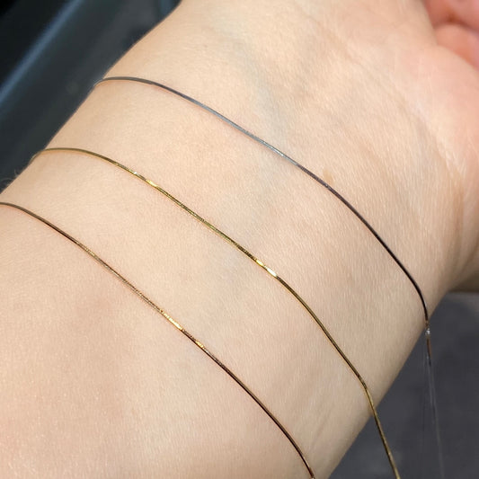 18k Skinny snake bracelet