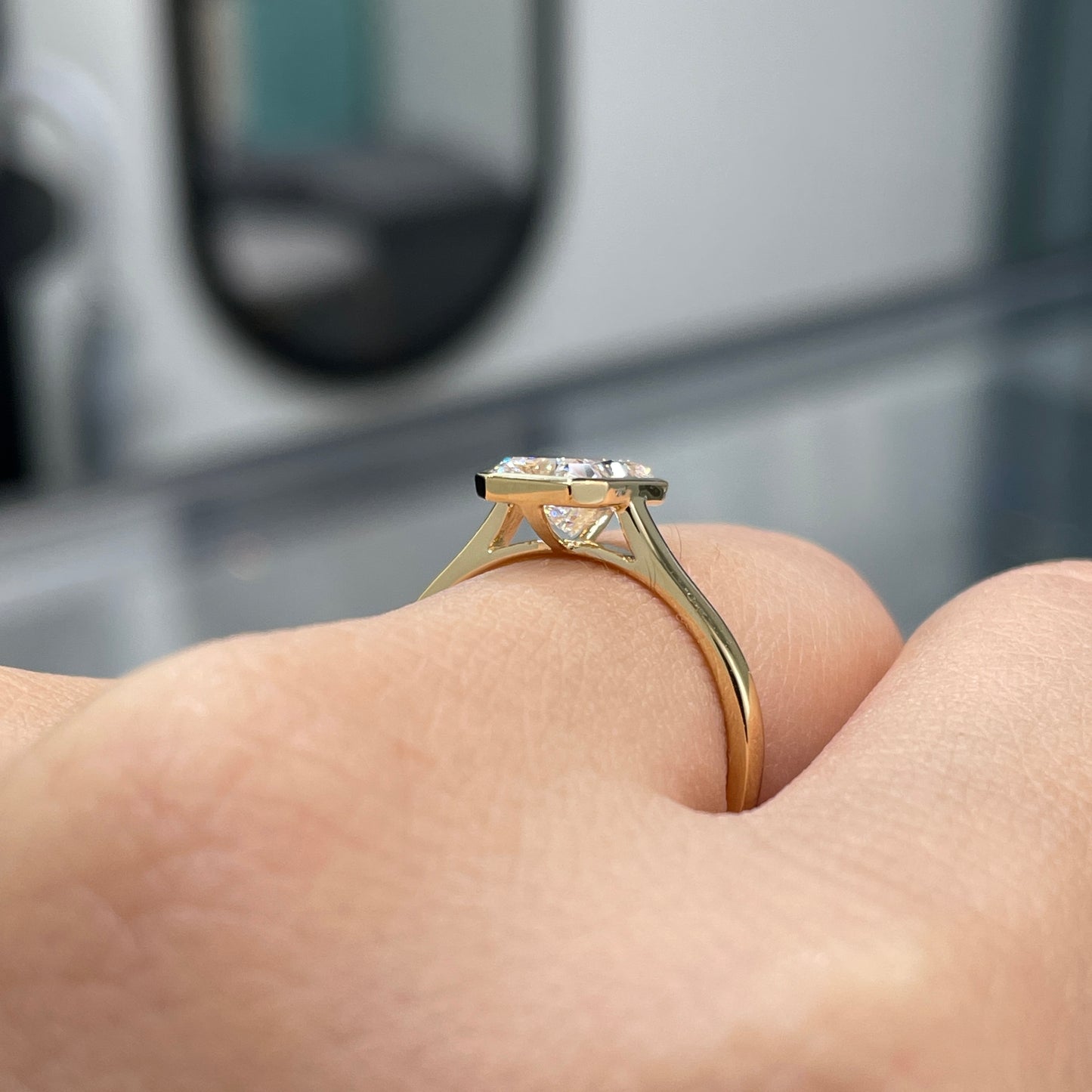 IGI Lab diamond Radiant cut 1.5ct bezel ring