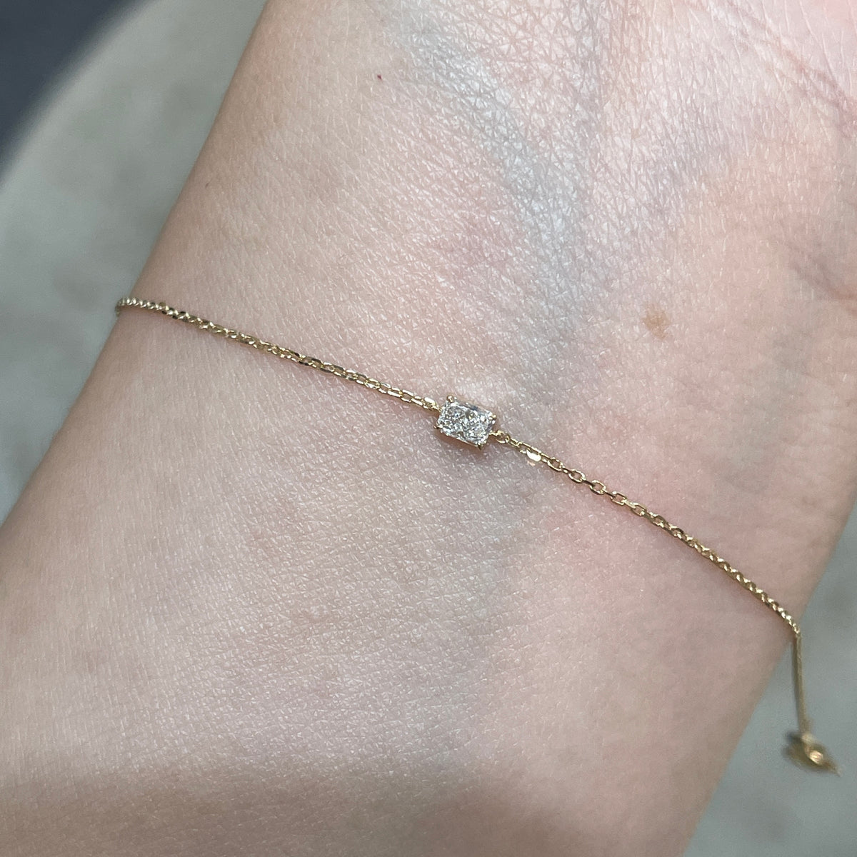 Lab diamond radiant cut 0.1ct bezel bracelet