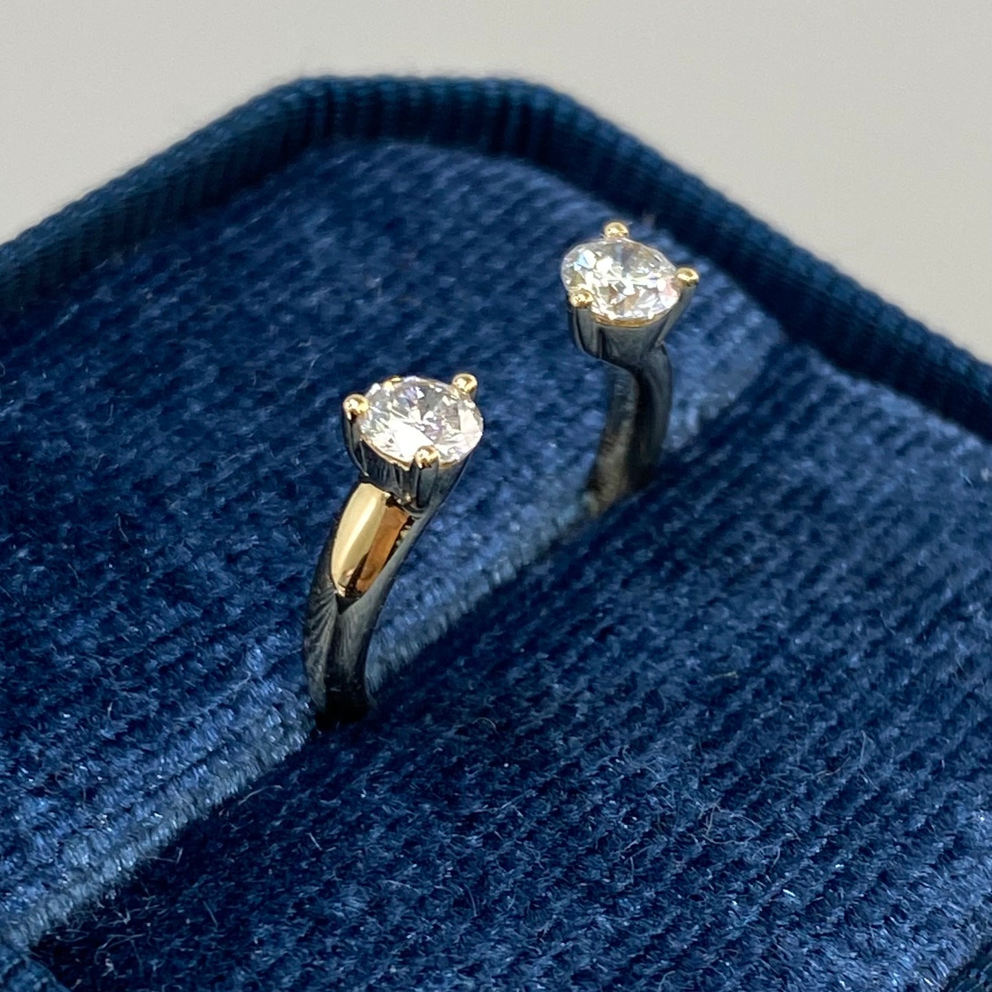 lab daimond Round 0.4ct duo invisible open pinky ring