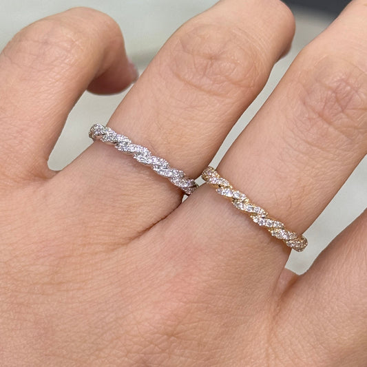 9k Lab diamond round 0.2ct rope half pave ring
