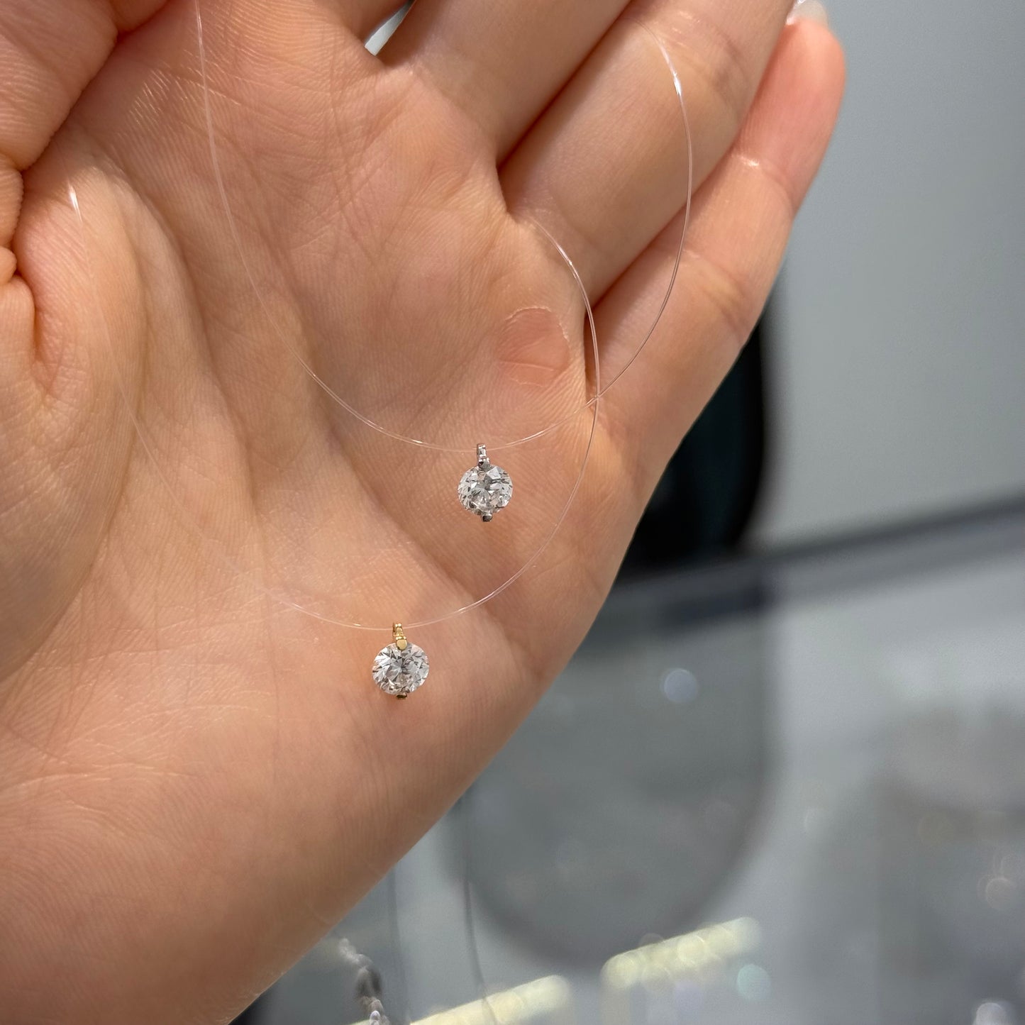 Lab diamond round 0.55ct invisible fish thread necklace