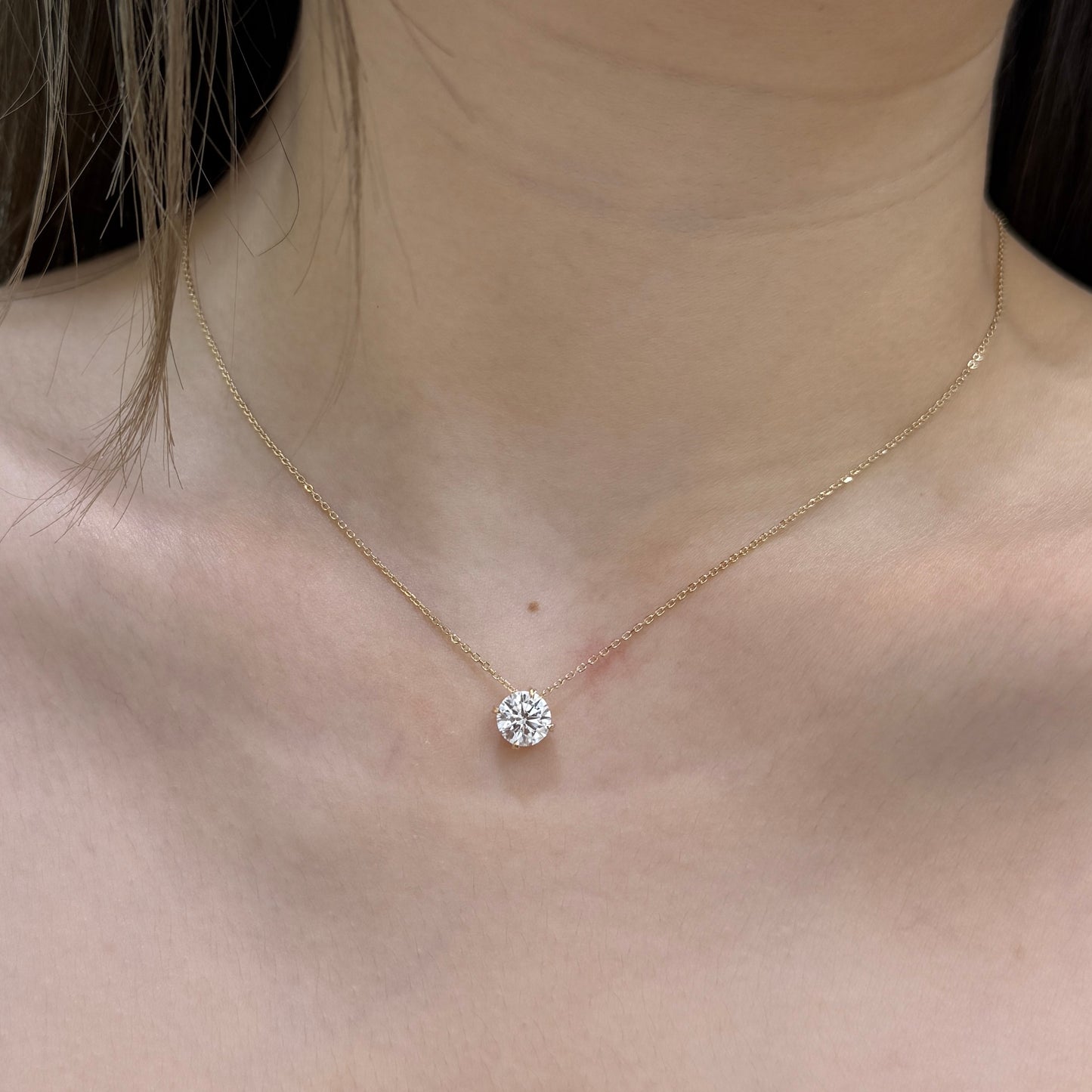 Lab Diamond round 1ct heart-prong two way pendant with necklace