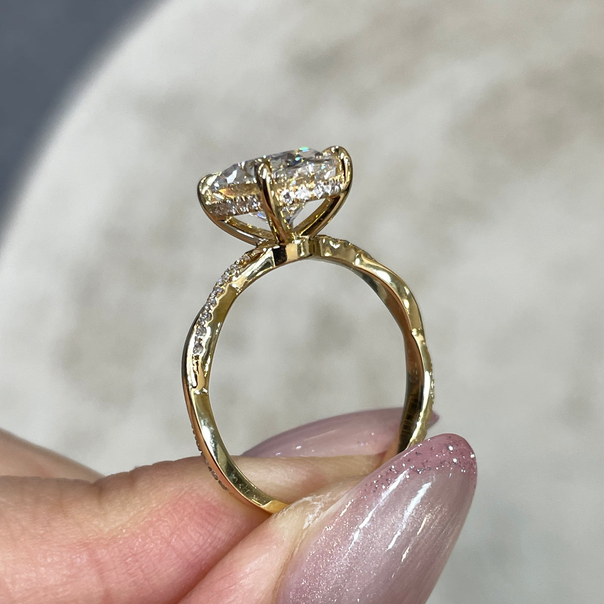 IGI Lab diamond Oval shape 3ct four-prong underhalo pave twisted band ring