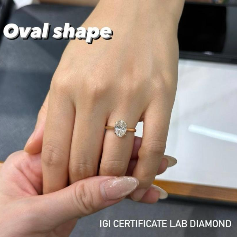IGI lab diamond Oval shape 1.6ct with underhalo ring