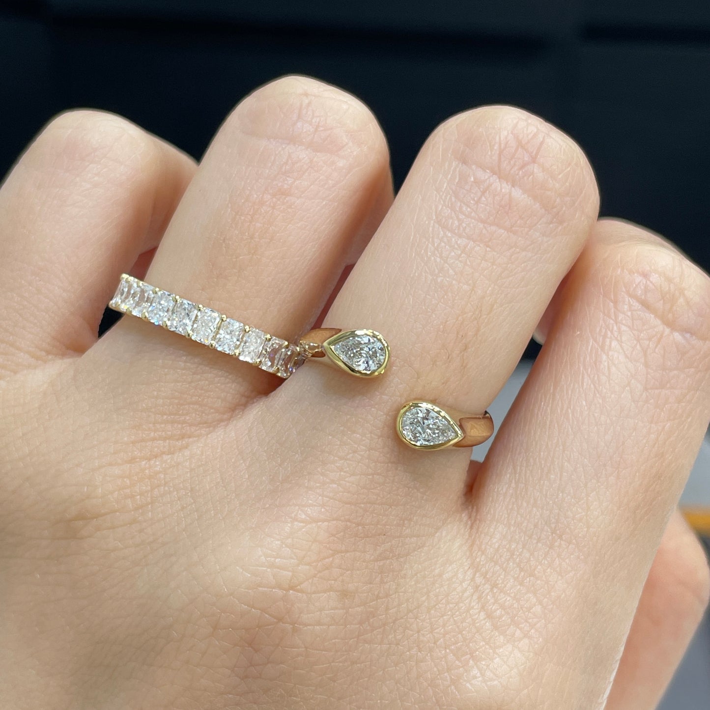 9K Lab diamond pear shape 0.4ct duo bezel open ring