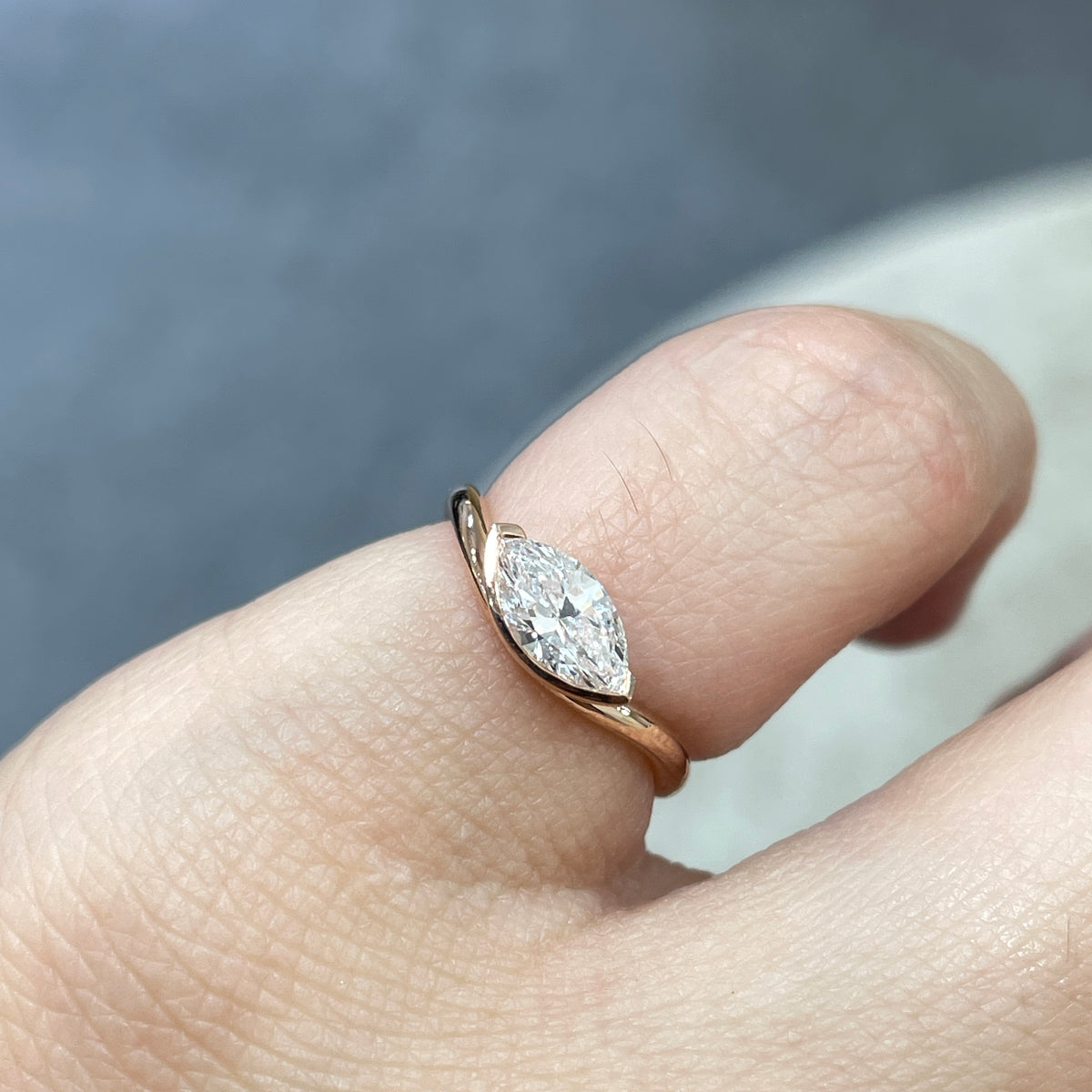 9k Lab diamond Marquise shape 0.5ct half bezel wavy pinky ring
