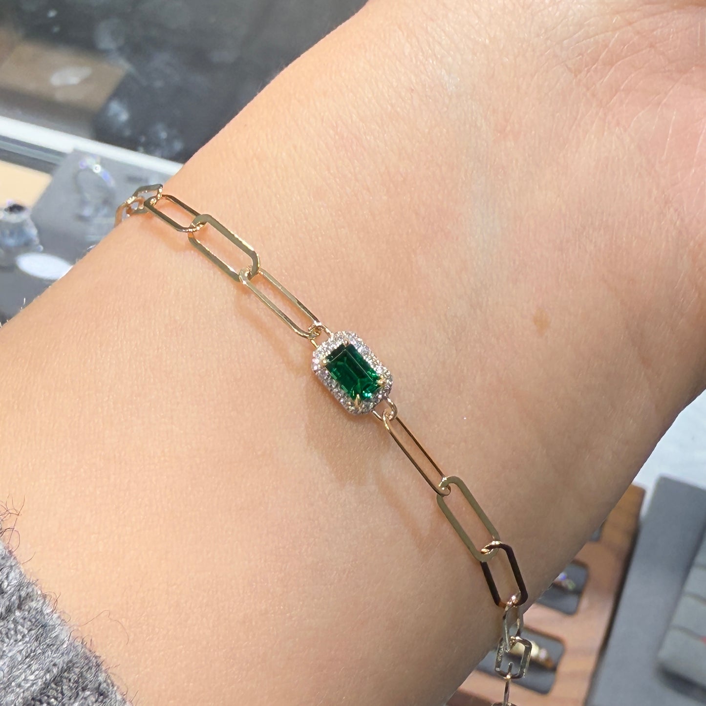 Lab green emerald emerald cut 0.25ct halo with paper clip bracelet