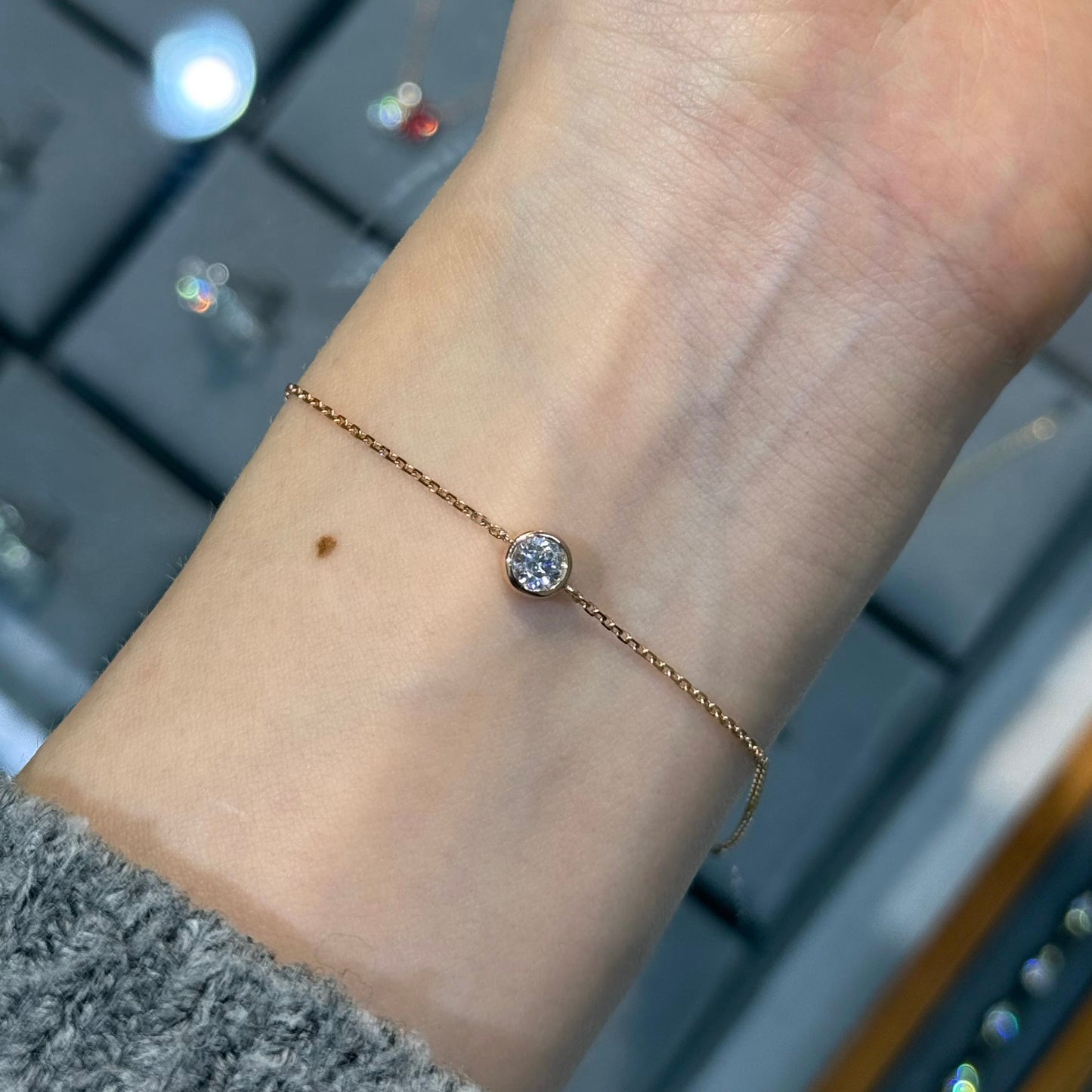 Lab diamond round 0.3ct bezel bracelet