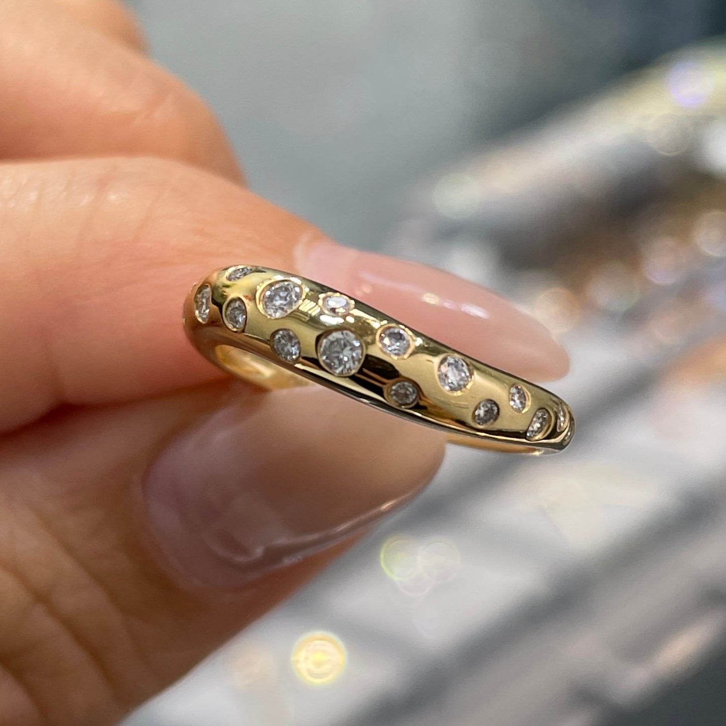 Lab diamond round 0.25ct bubble wavy dome ring