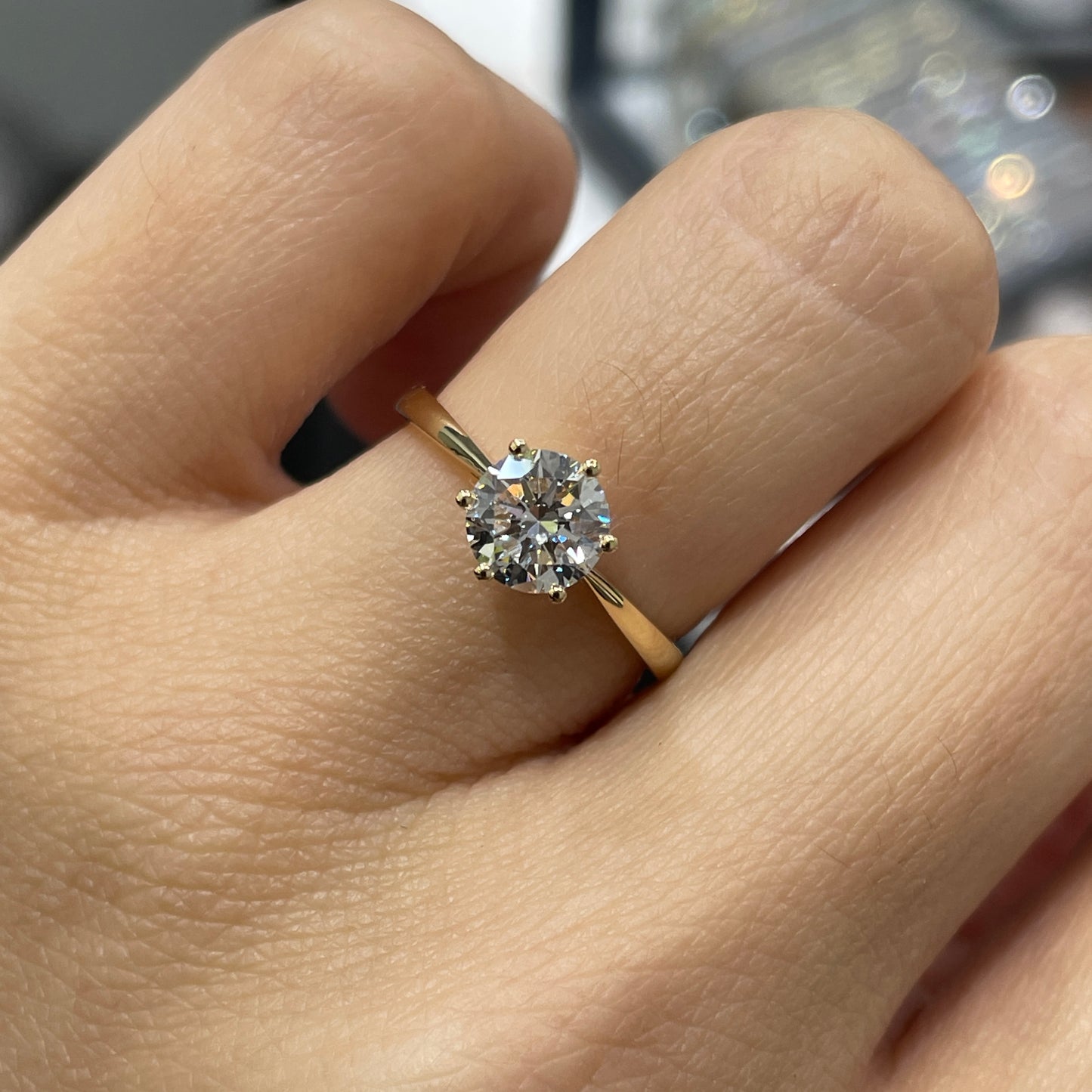Lab Diamond round 1ct classic Six-prong solitaire ring
