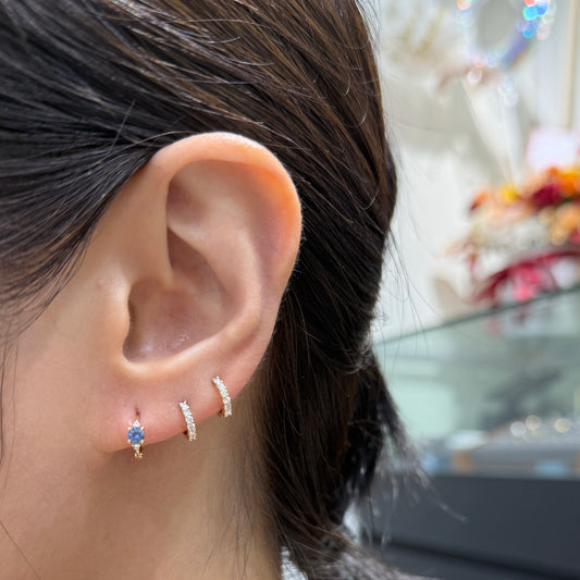 Natural sapphire cornflower color round 0.1ct with lab diamond 7.5mm hoop earring-each