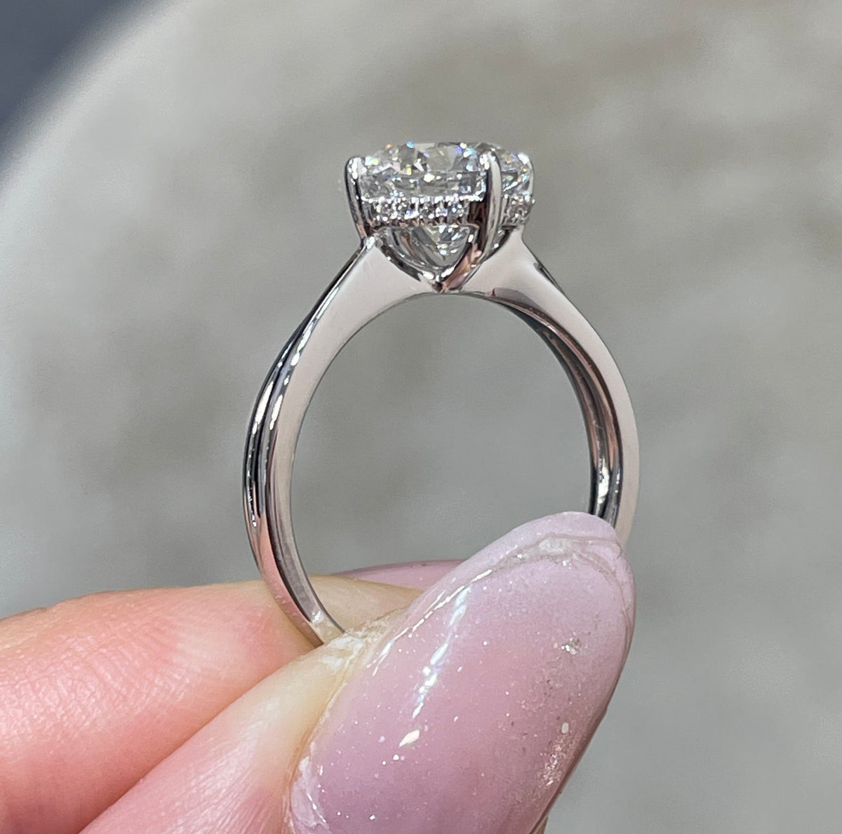 IGI Lab diamond Round 2ct compass four-prong underhalo criss cross band ring