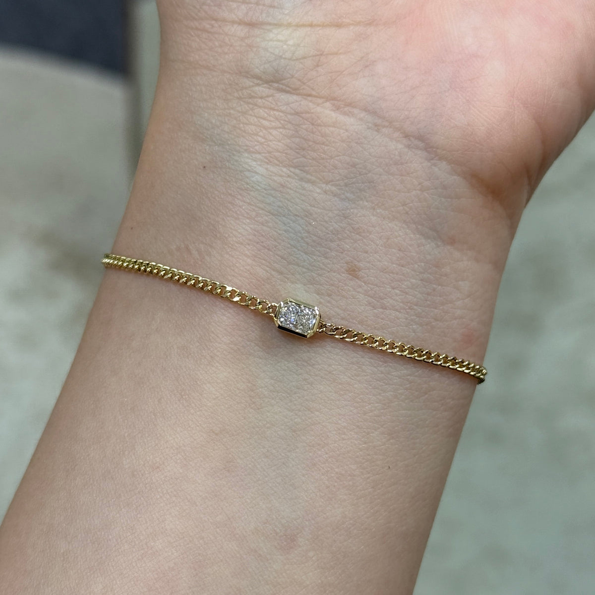 Lab diamond Radiant cut 0.3ct bezel with 1.8mm Cuban bracelet