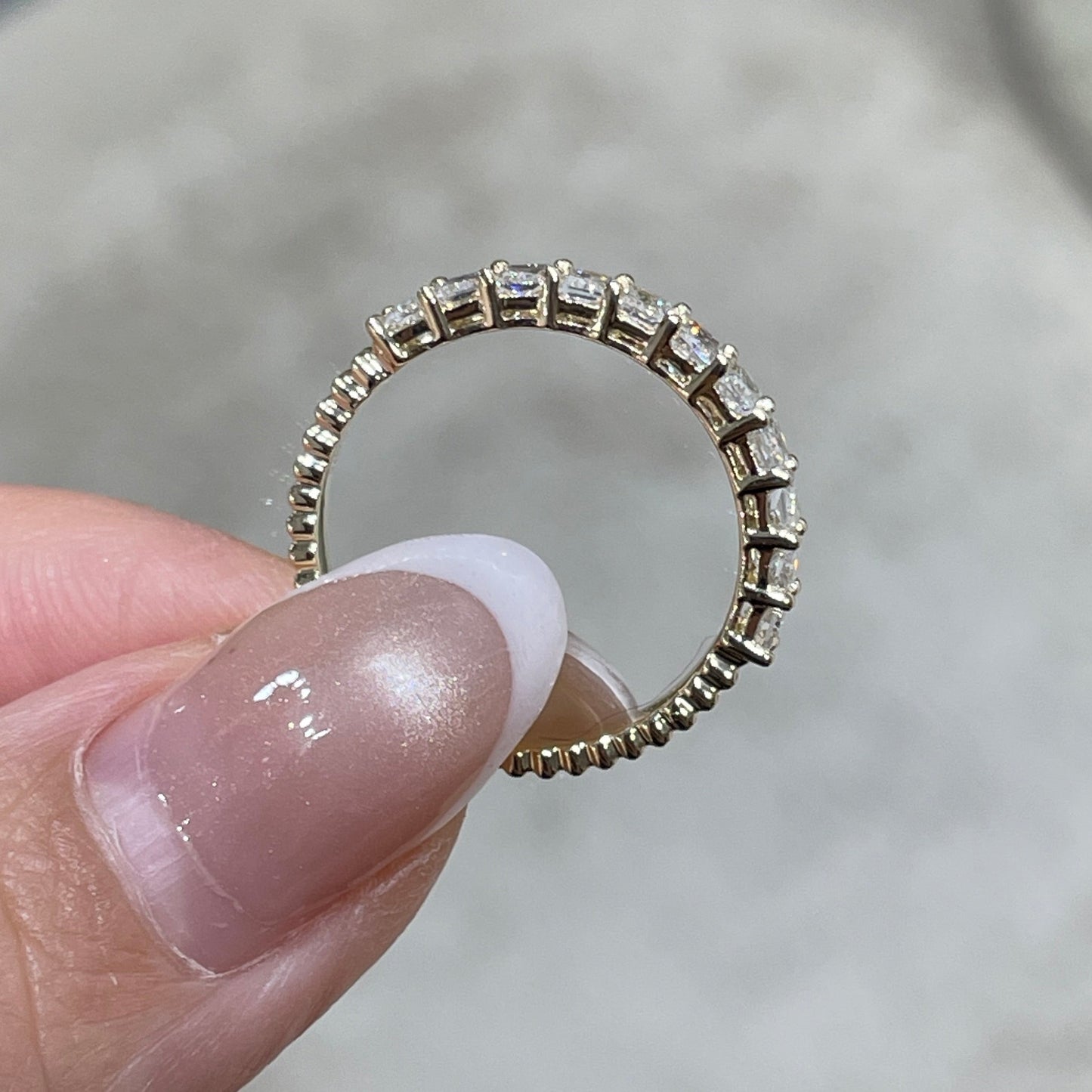 9k Lab diamond Radiant cut 1.1ct half eternity straight vertical line band ring