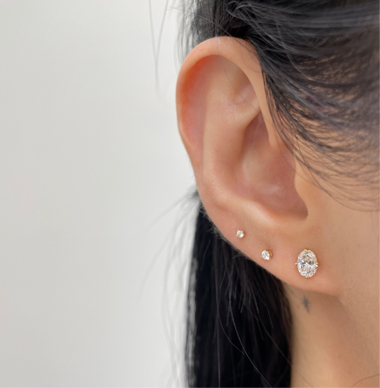 Lad diamond oval shape 0.8ct stud earrings-pair