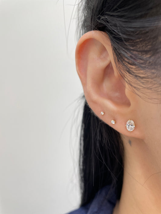 Lad diamond oval shape 0.8ct stud earrings-pair