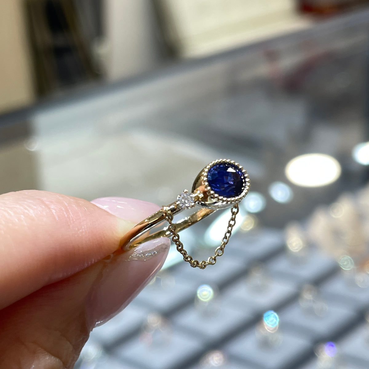 Lab sapphire royal Blue oval shape 1.1ct with diamond milgrain bezel chain ring