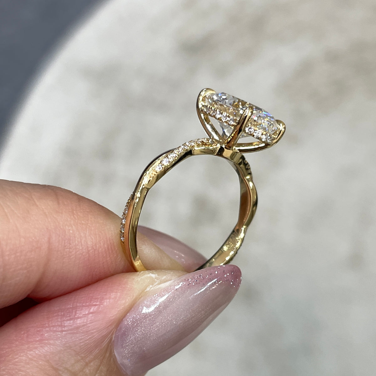 IGI Lab diamond Oval shape 3ct four-prong underhalo pave twisted band ring