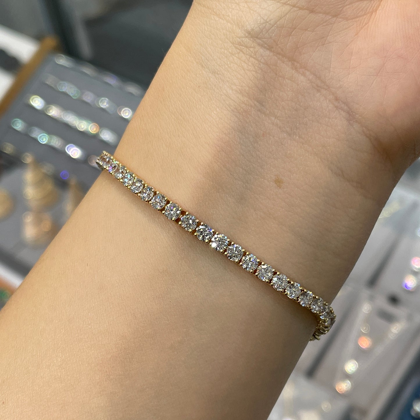 Lab Diamond round 6ct classic four-prong tennis bracelet