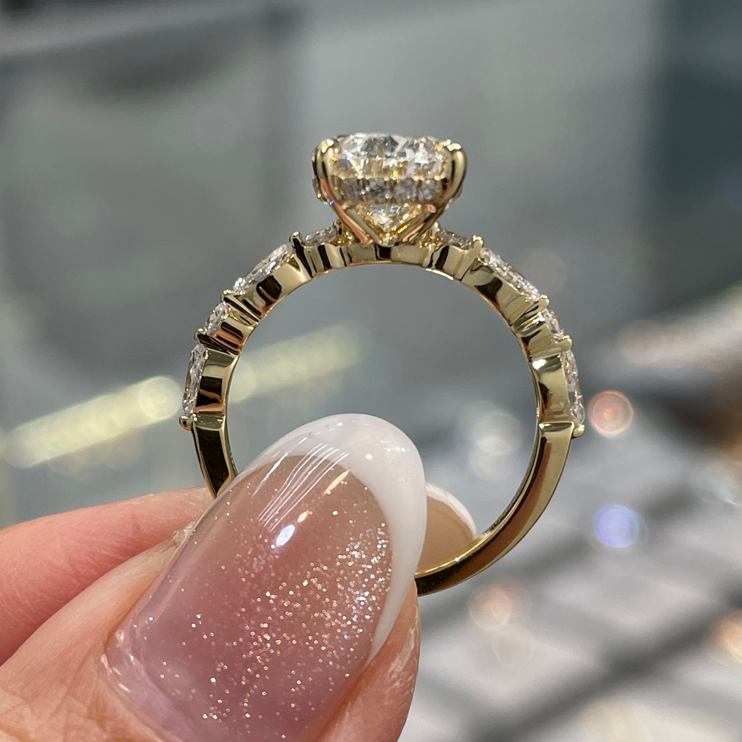IGI lab diamond Oval 2ct marquise round mix pave ring