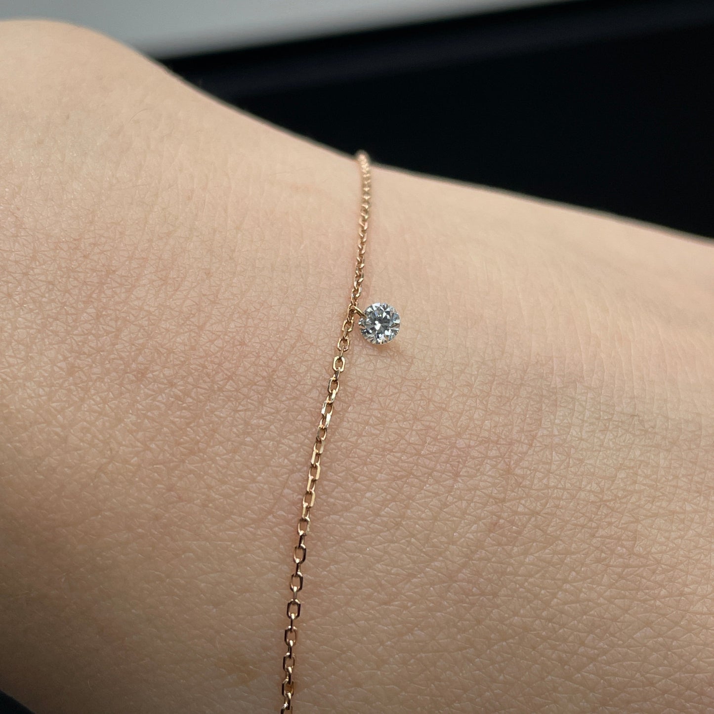 Lab diamond round 0.1ct floating  bracelet
