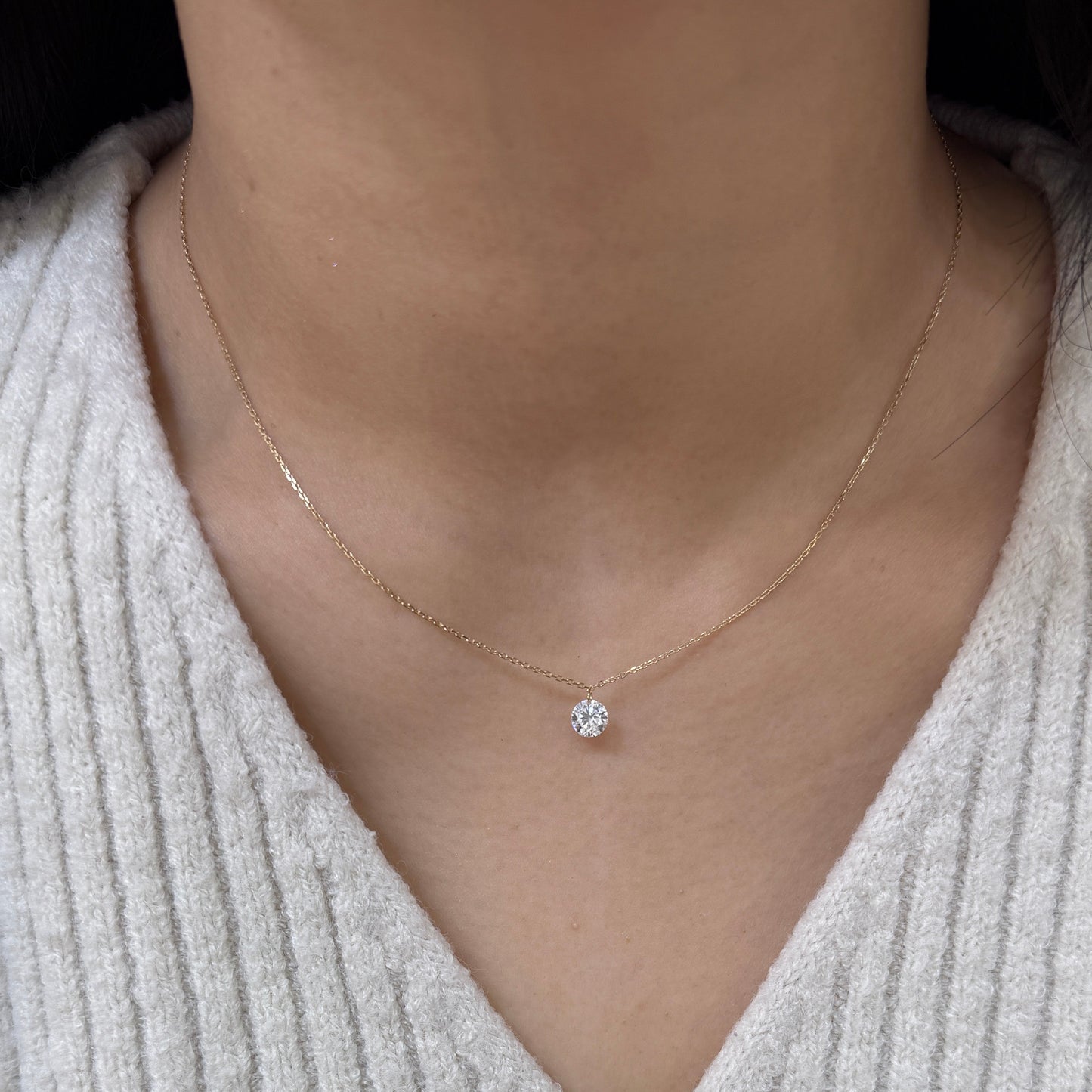 Lab diamond round 0.5ct floating necklace